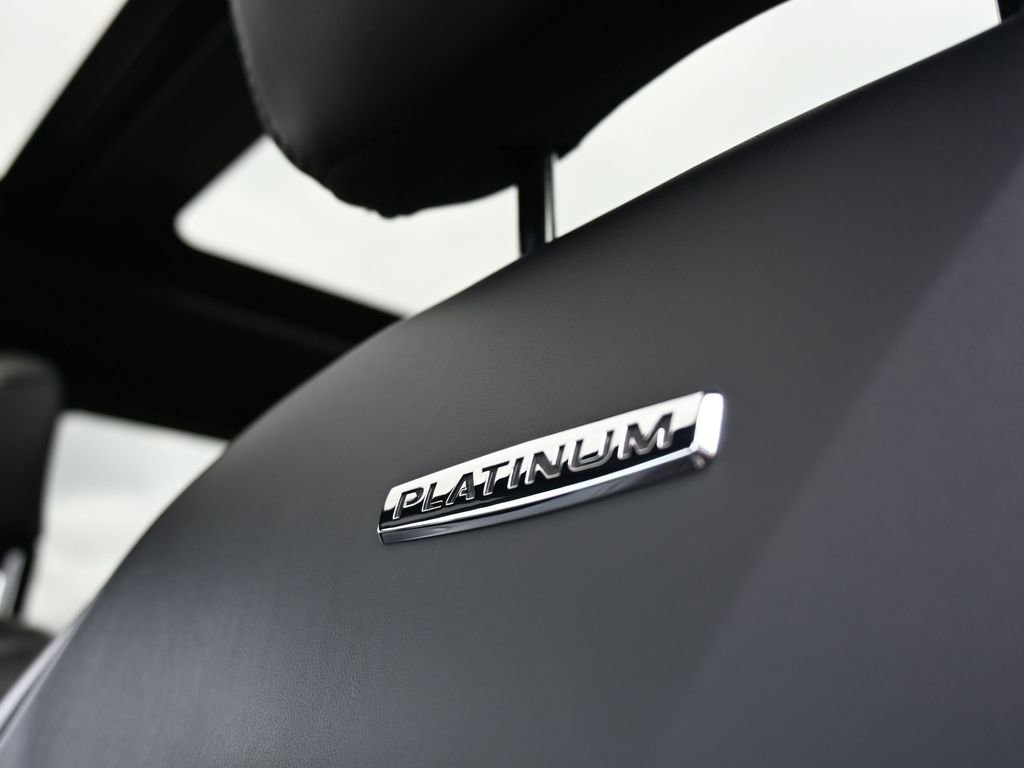 Used 2020 Ford F350 Platinum AWD/4WD image 21