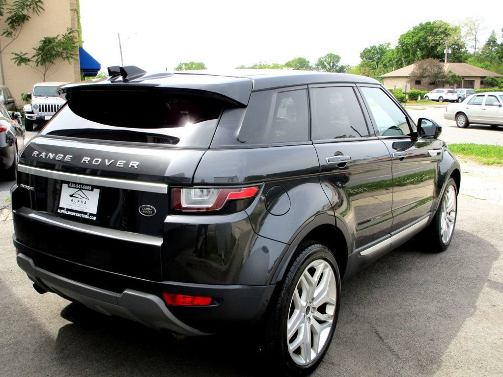 Used 2017 Land Rover Range Rover Evoque HSE AWD/4WD image 8