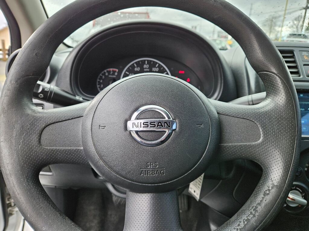 Used 2014 Nissan Versa S FWD image 14