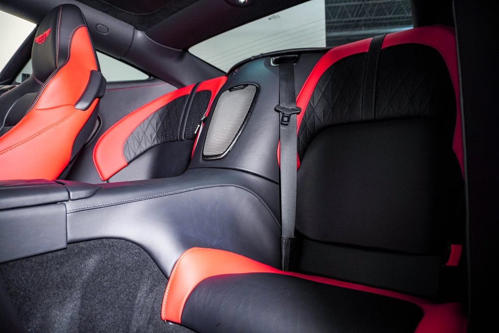 Used 2024 Aston Martin DB12 Coupe RWD image 23