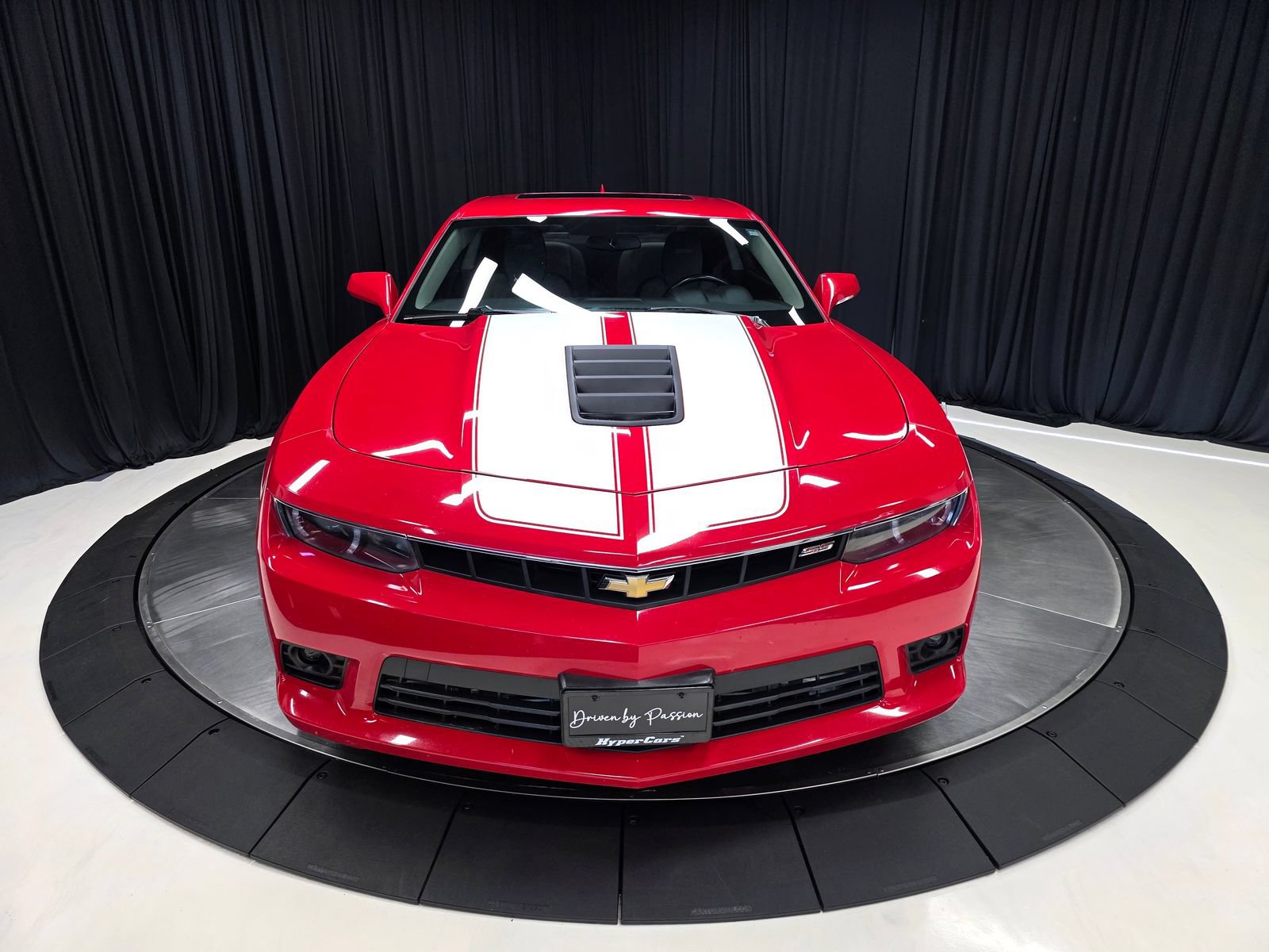 Used 2014 Chevrolet Camaro SS w/ RS Package RWD image 6