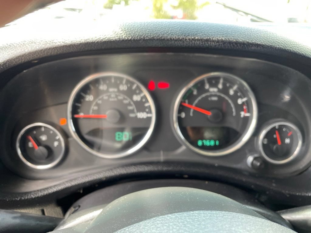 Used 2012 Jeep Wrangler Unlimited Sport AWD/4WD image 10
