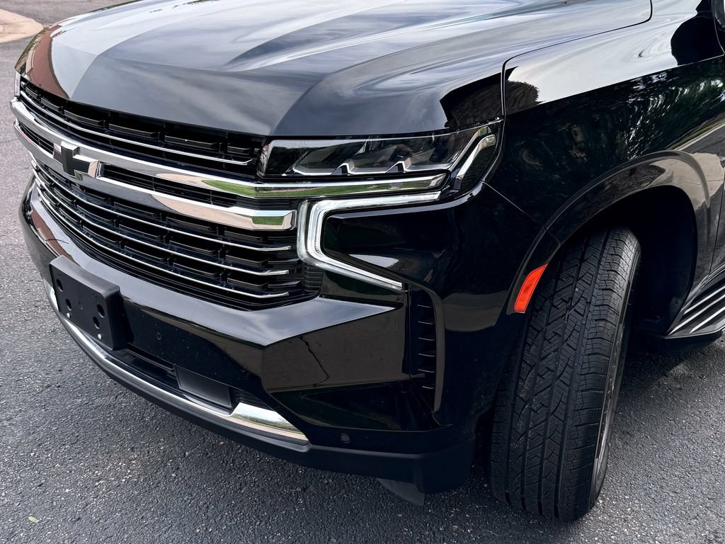 Used 2023 Chevrolet Tahoe LT w/ Luxury Package AWD/4WD image 5
