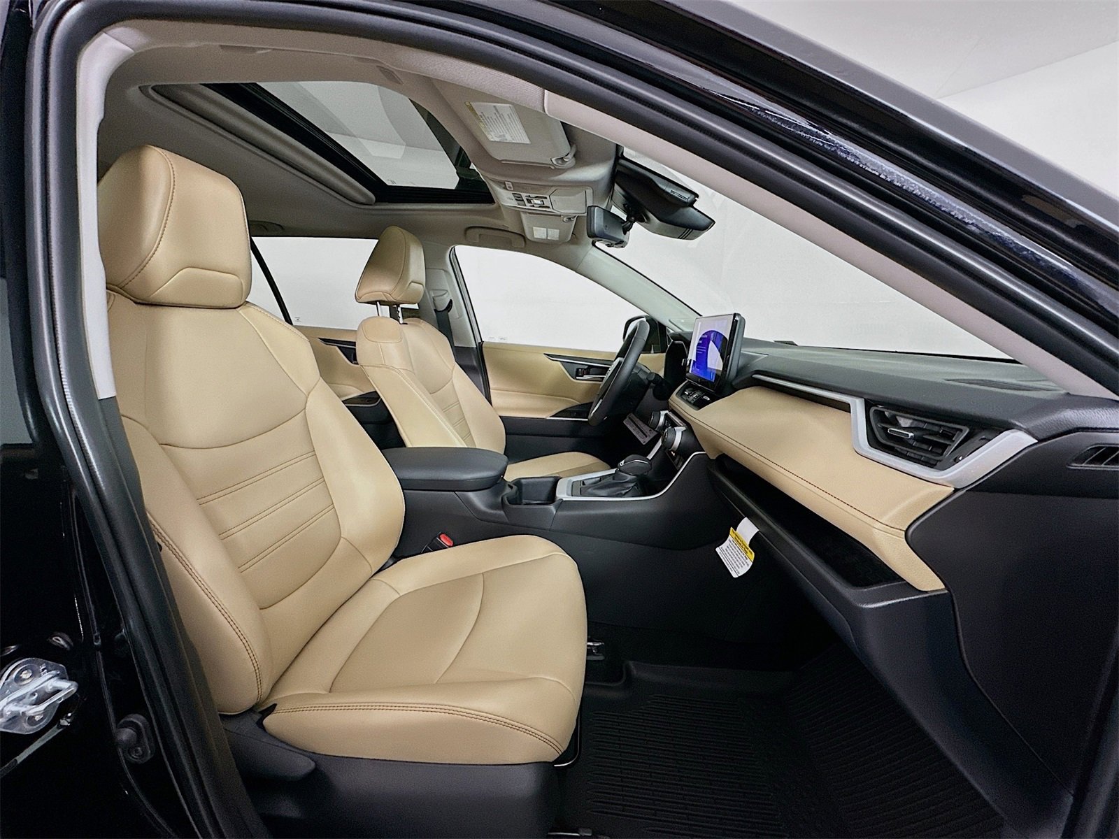 New 2025 Toyota RAV4 XLE Premium image 30