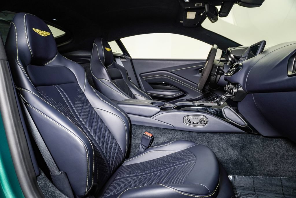 Used 2023 Aston Martin V12 Vantage RWD image 19