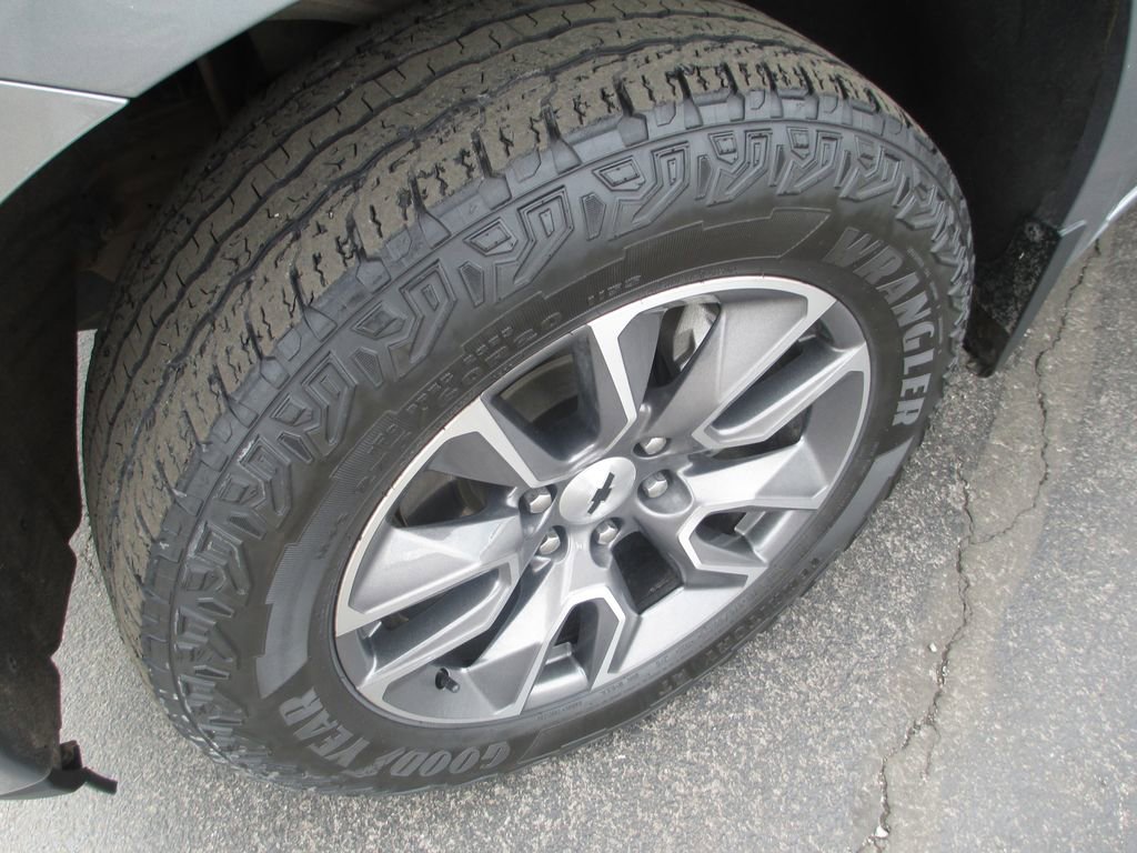 Used 2020 Chevrolet Silverado 1500 RST w/ Texas Edition image 15