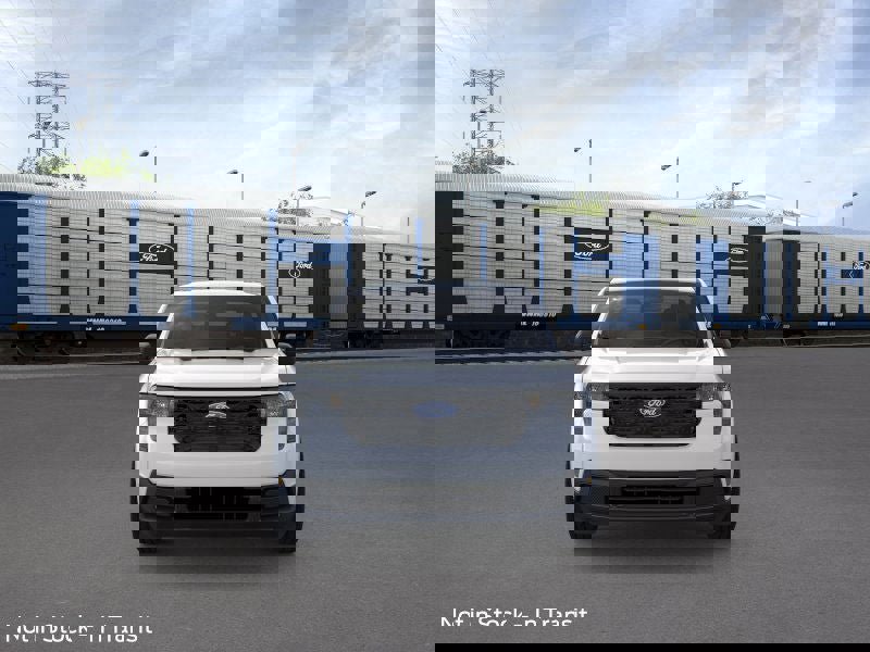 New 2025 Ford Maverick XLT image 6