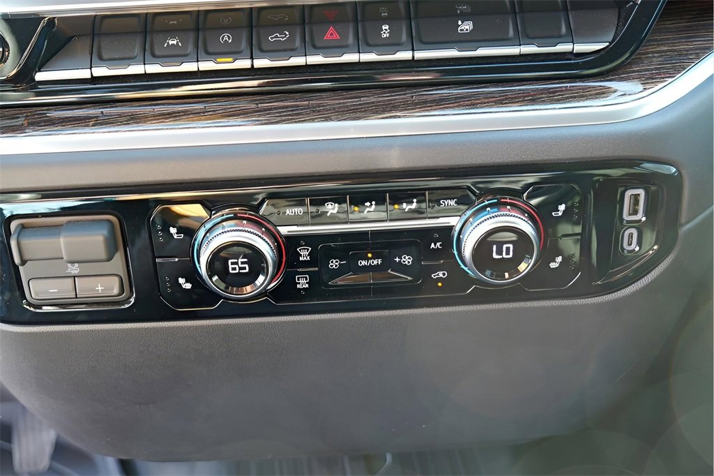 New 2025 GMC Sierra 1500 Elevation image 16