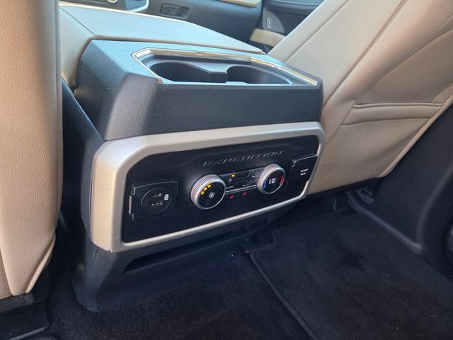 Used 2022 Ford Expedition Max Limited AWD/4WD image 8