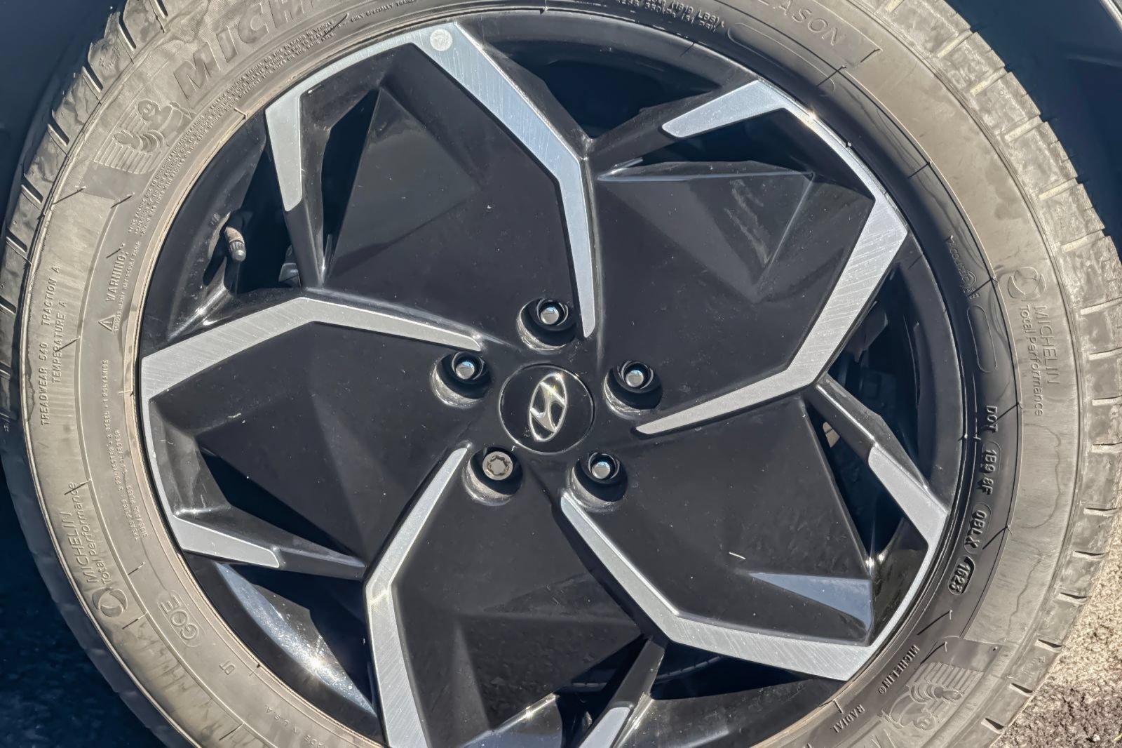 Certified 2024 Hyundai Ioniq 5 SE AWD/4WD image 38