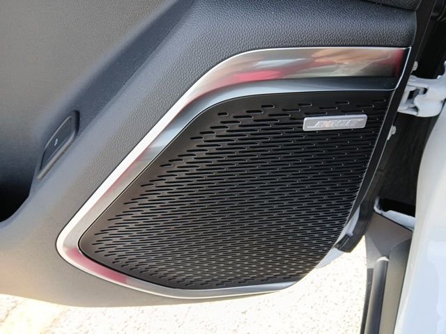 New 2026 Chevrolet Traverse LT w/ Enhanced Driving Package image 12