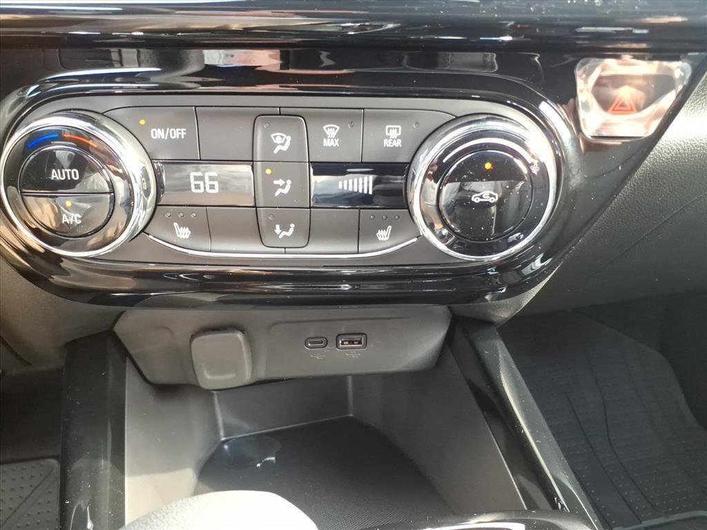 New 2026 Chevrolet Trax RS w/ Driver Confidence Package image 22