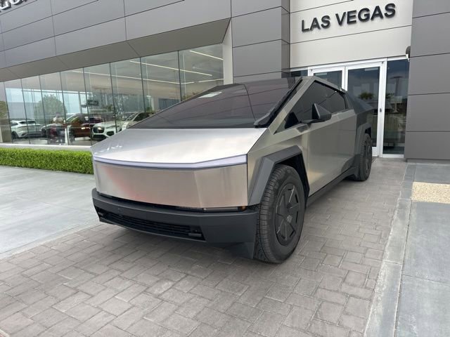 Used 2025 Tesla Cybertruck AWD Crew Cab image 1