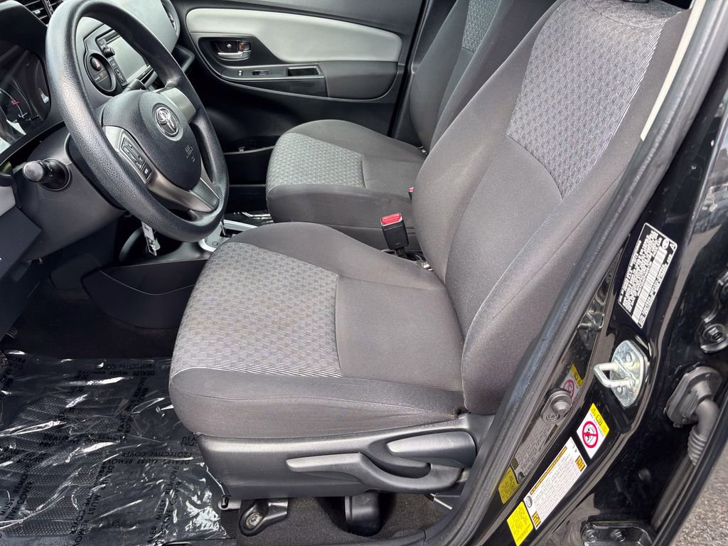 Used 2015 Toyota Yaris LE image 14