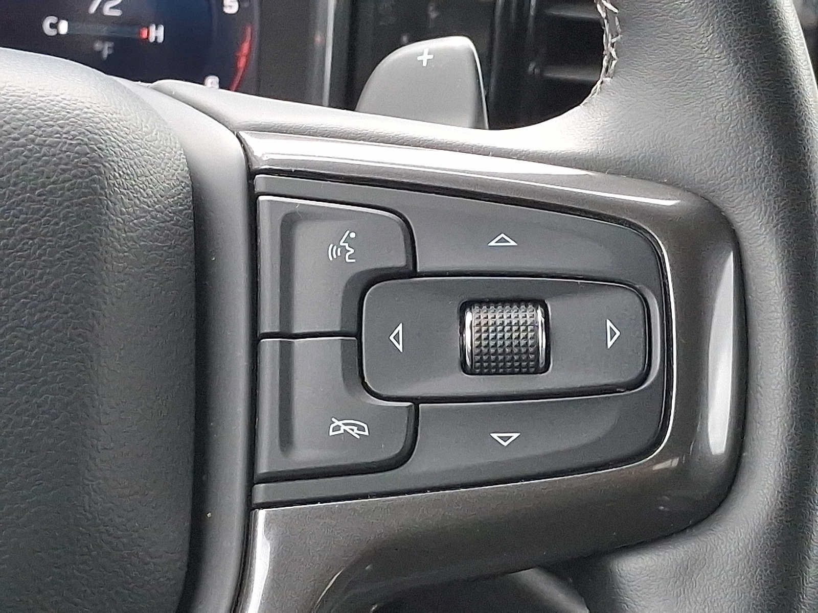 Used 2024 Chevrolet Silverado 1500 High Country AWD/4WD image 21