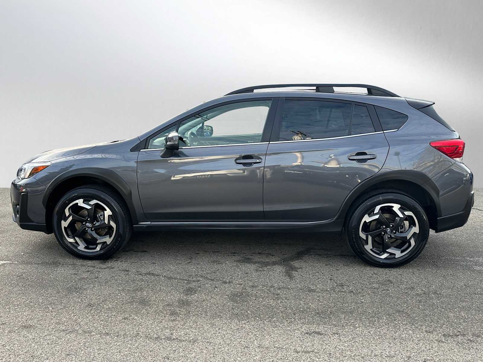 Used 2022 Subaru Crosstrek 2.5i Limited image 6