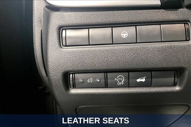 Used 2023 Nissan Rogue SL AWD/4WD image 22