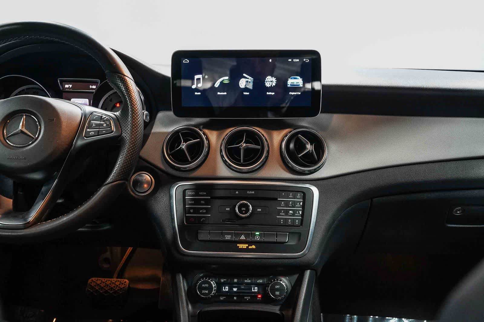 Used 2016 Mercedes-Benz GLA 250 image 13