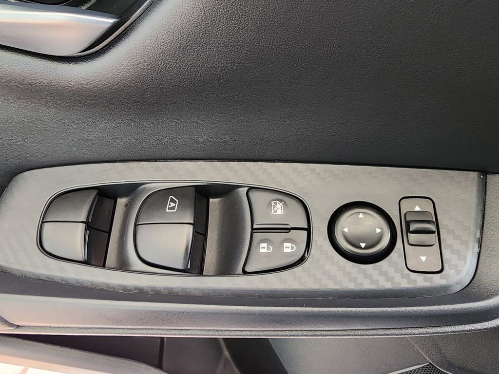 Used 2025 Nissan Sentra SV w/ All-Weather Package FWD image 15
