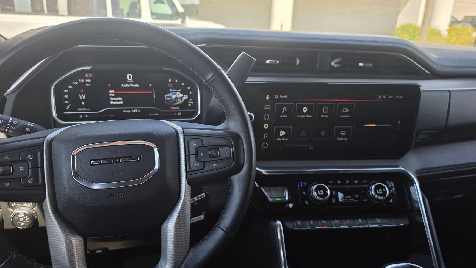 Used 2023 GMC Sierra 1500 Denali w/ Denali Reserve Package AWD/4WD image 6