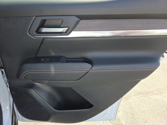 New 2026 GMC Terrain Denali w/ LPO, Floor Liner Package AWD/4WD image 29
