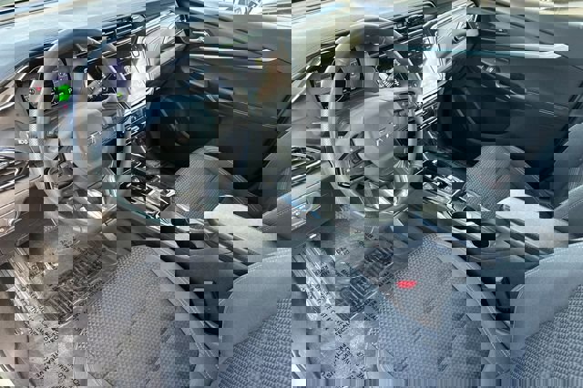 Used 2023 Chevrolet Bolt EUV LT image 11