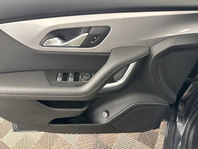 Used 2022 Chevrolet Blazer LT FWD image 22