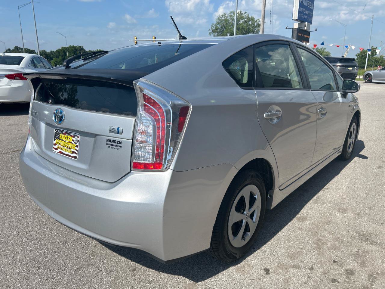 Used 2014 Toyota Prius Two FWD image 5