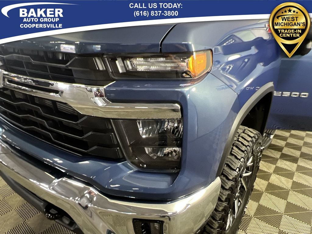 Used 2024 Chevrolet Silverado 2500 LT w/ All Star Edition image 34