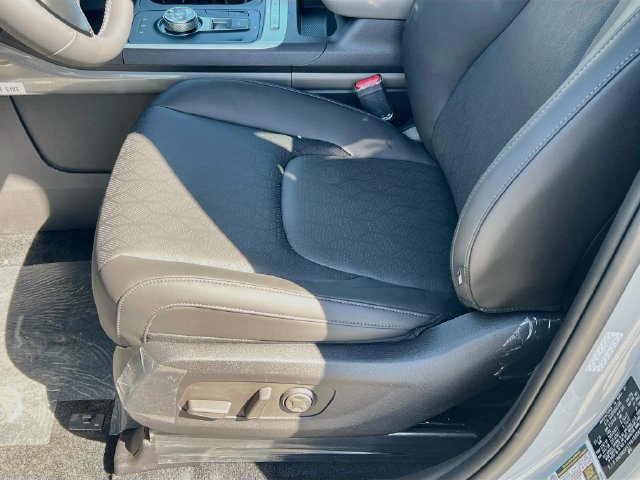 New 2027 Kia Carnival LXS FWD image 19