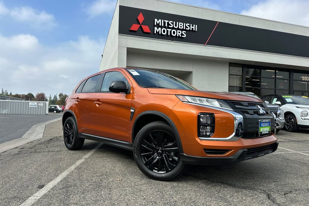 New 2025 Mitsubishi Outlander Sport LE image 2