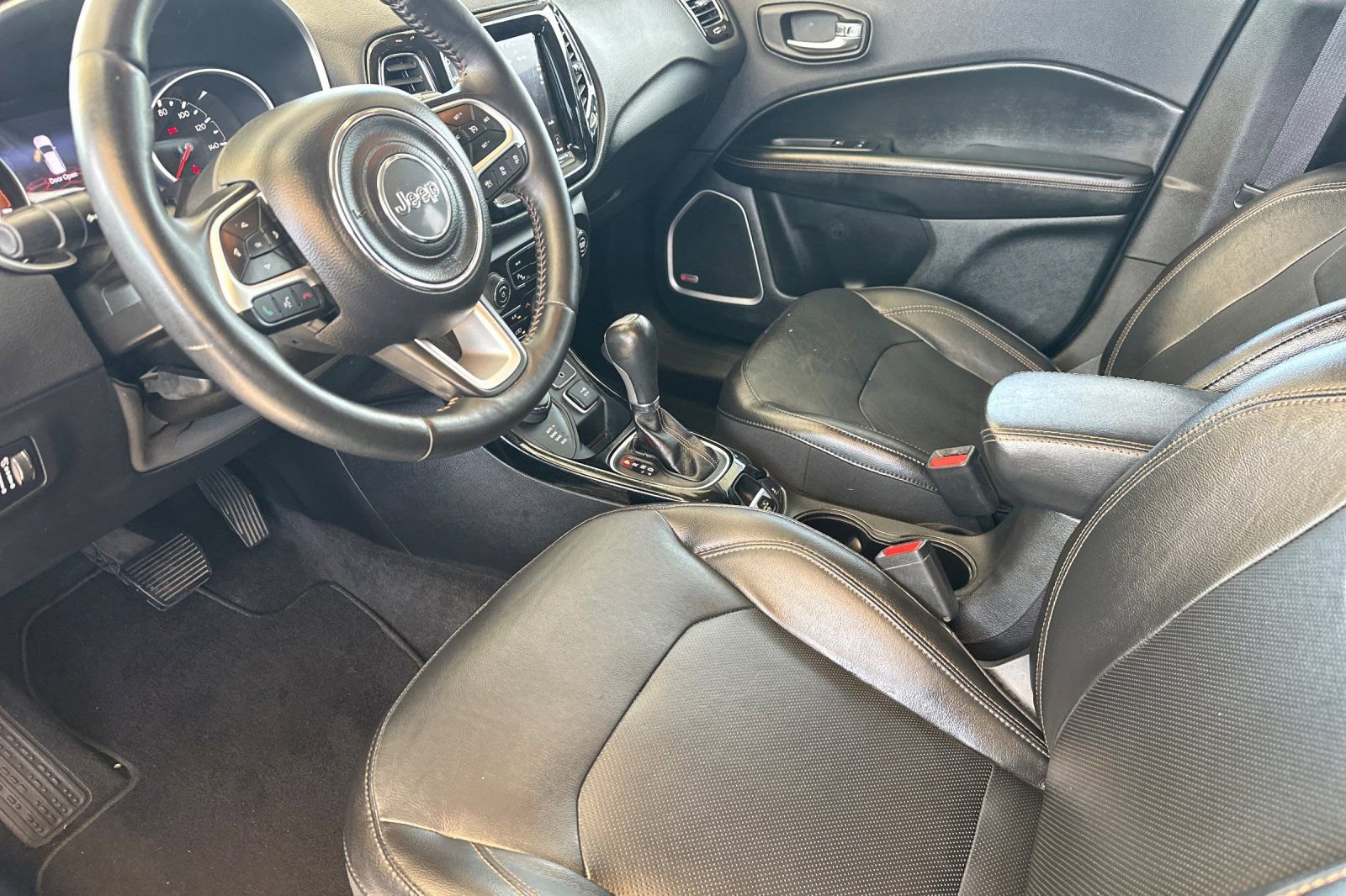 Used 2019 Jeep Compass Limited w/ Advanced Safety Group AWD/4WD image 10