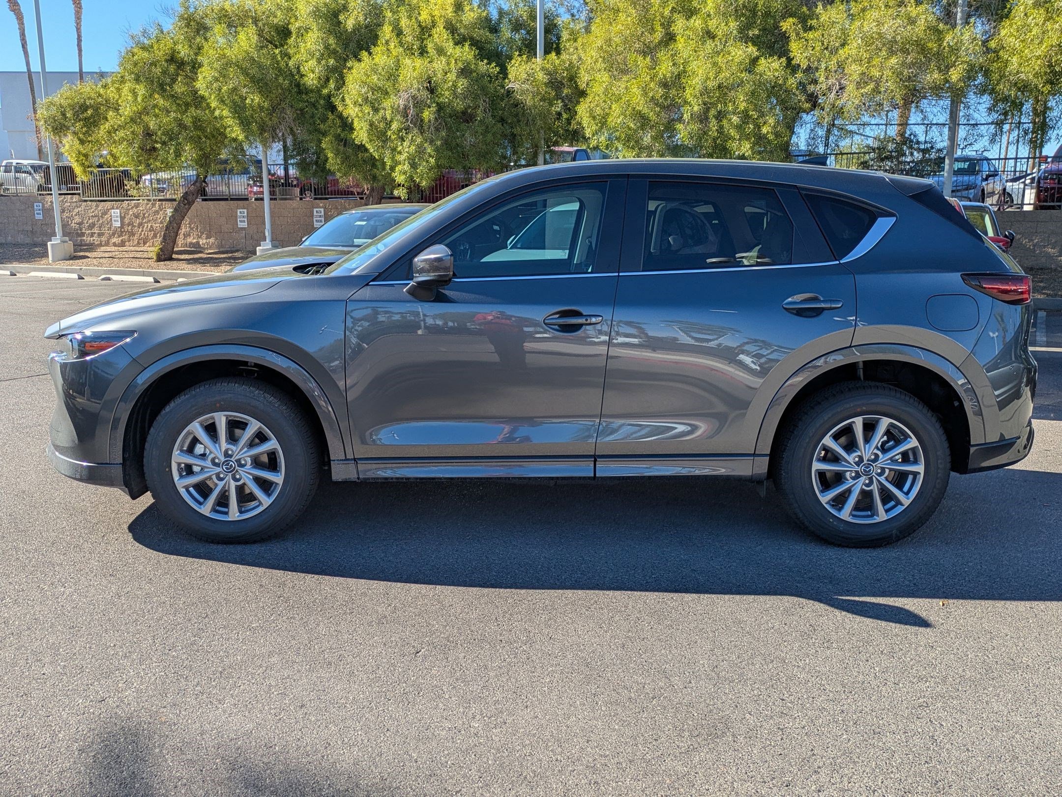 New 2025 MAZDA CX-5 AWD 2.5 S w/ Preferred Package image 2