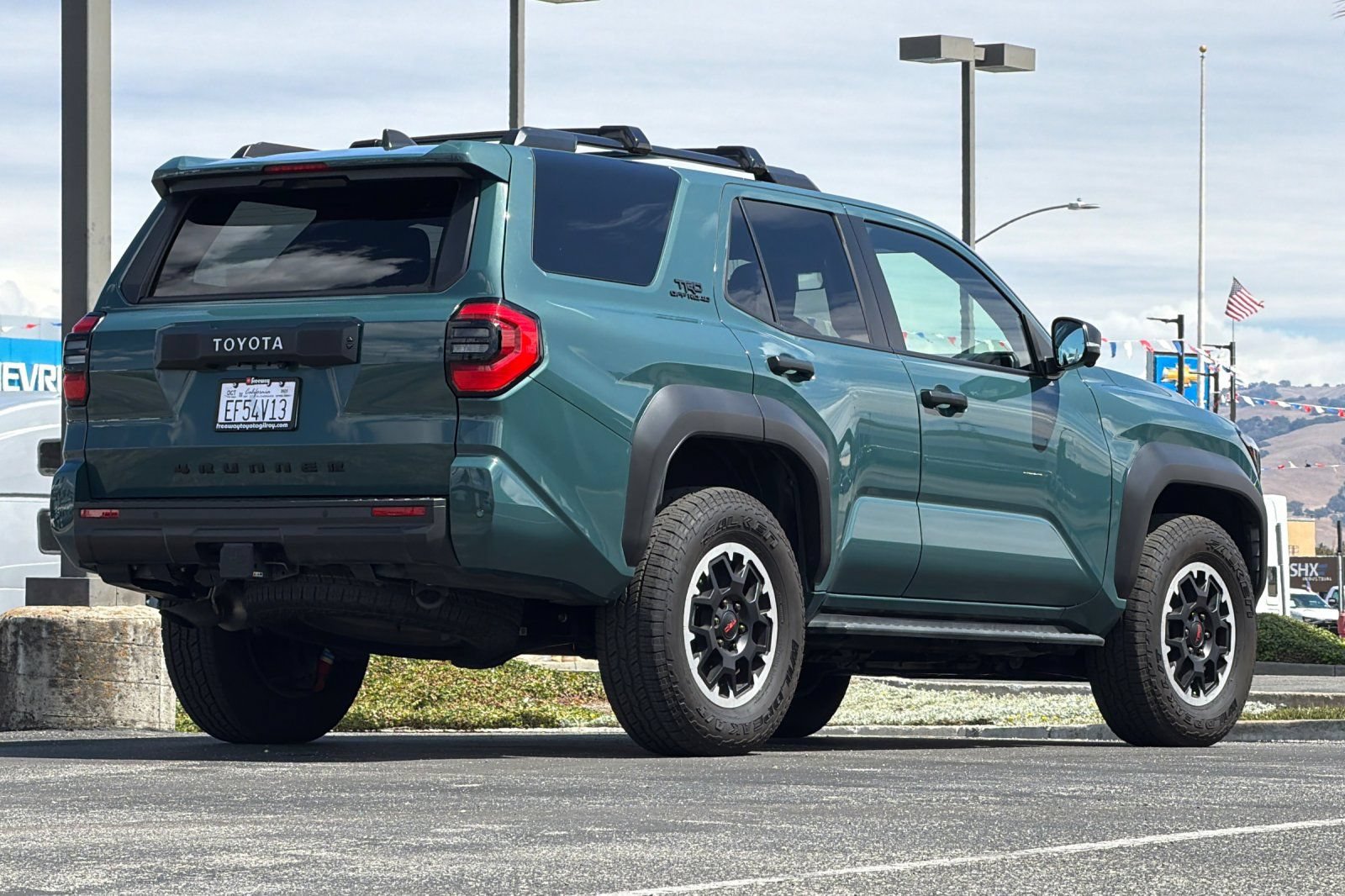 Used 2025 Toyota 4Runner TRD Off-Road Premium AWD/4WD image 4