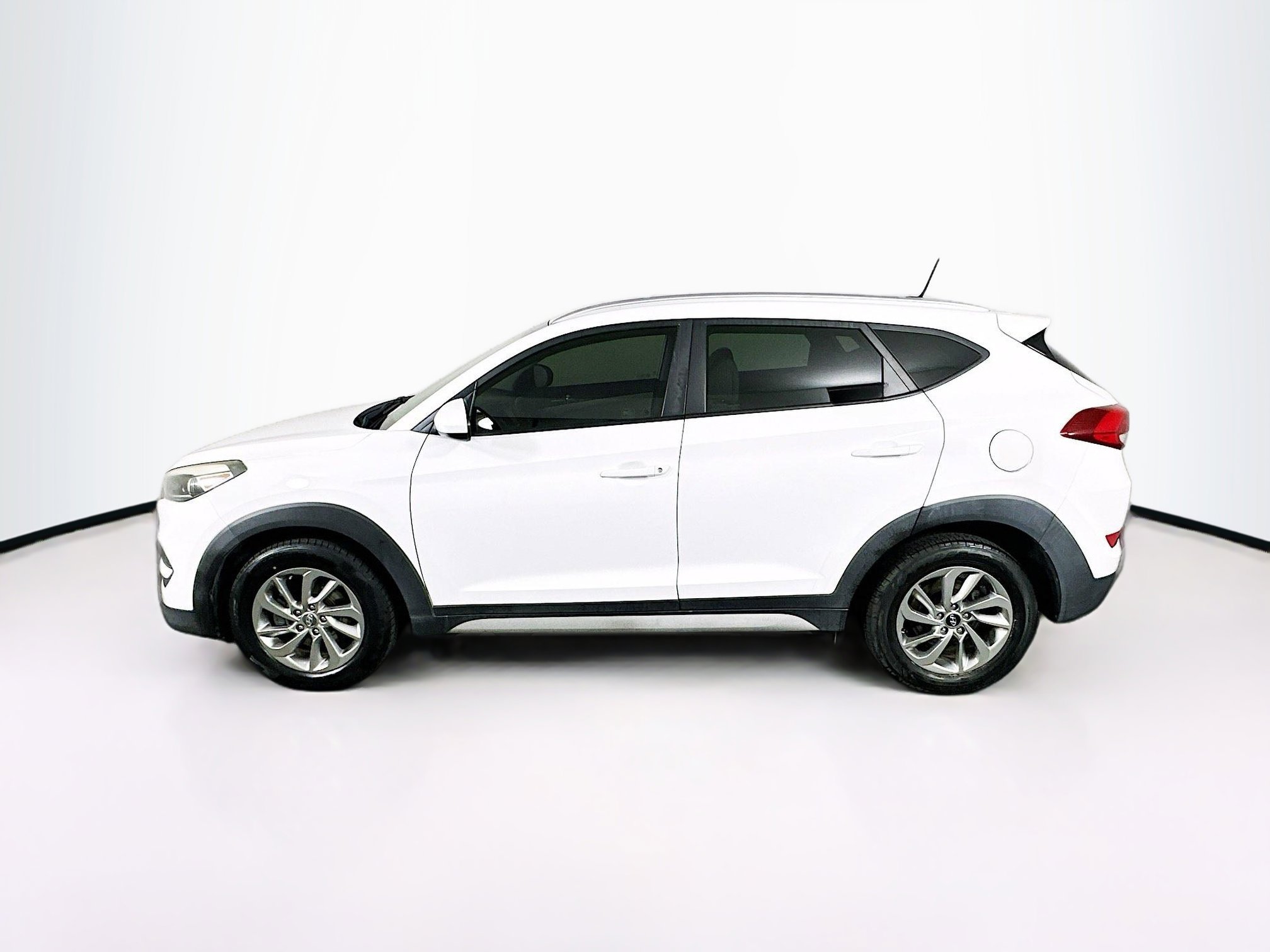 Used 2017 Hyundai Tucson SE FWD image 4