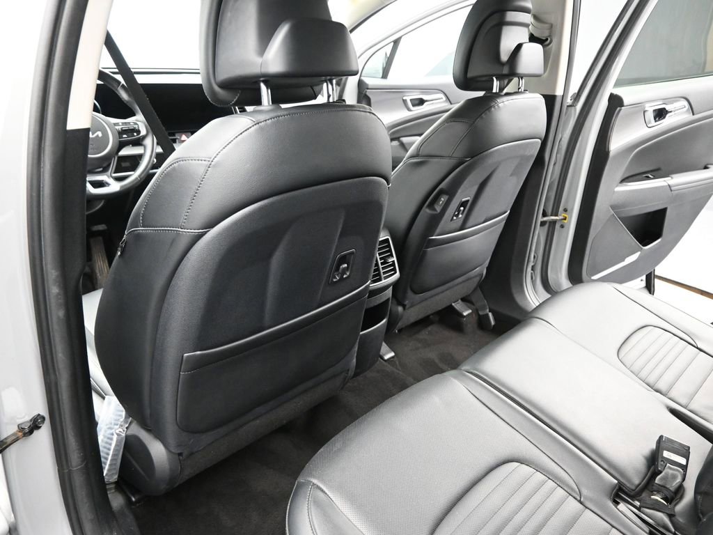 Used 2023 Kia Sportage SX image 15
