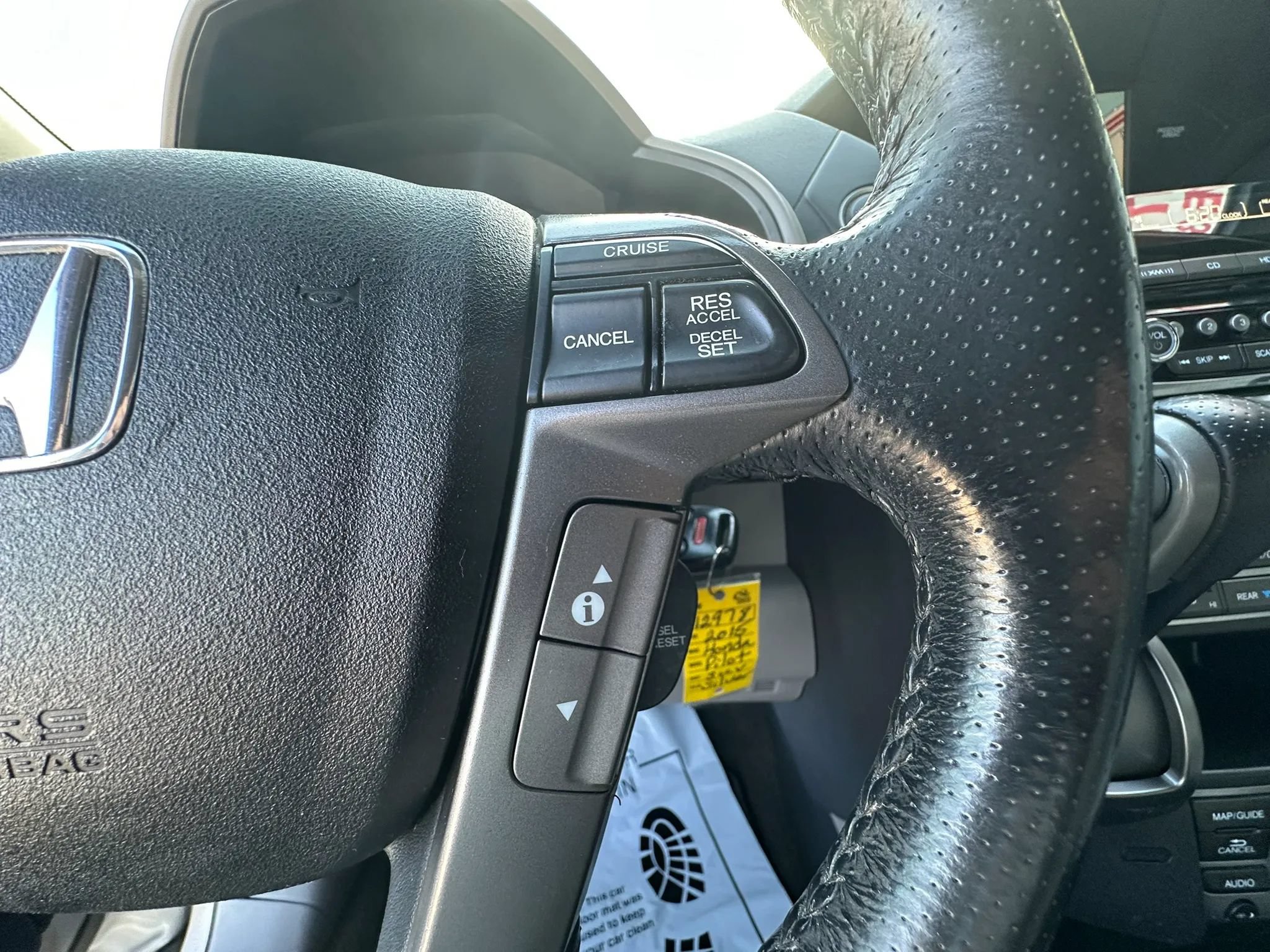 Used 2015 Honda Pilot Touring image 29