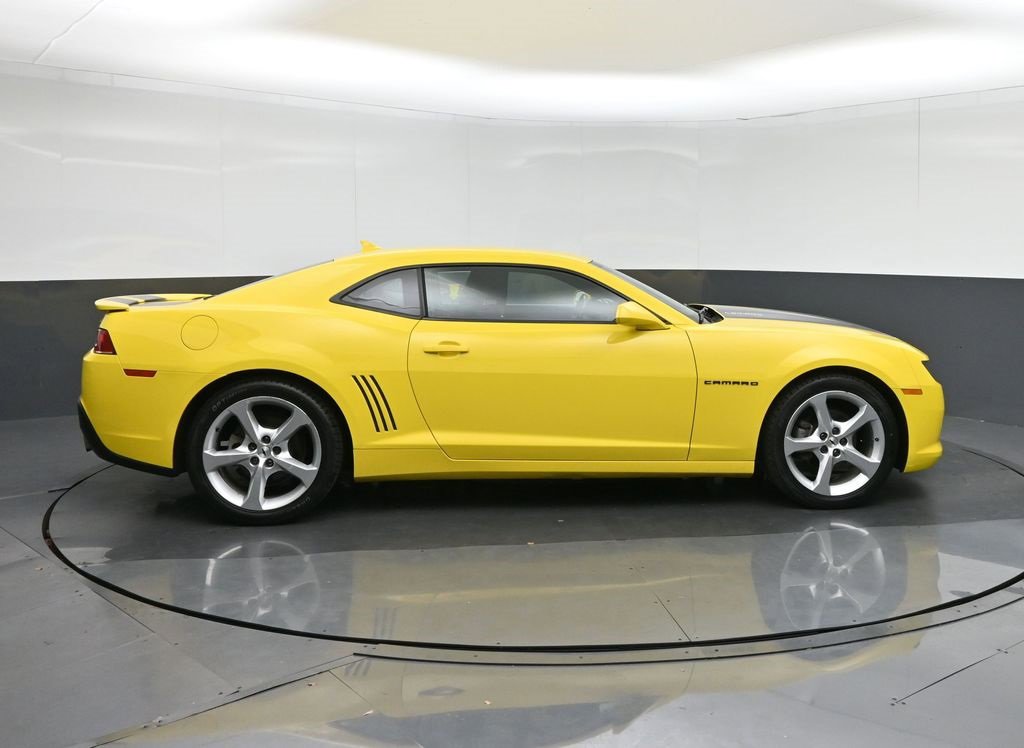 Used 2015 Chevrolet Camaro LT w/ RS Package image 8