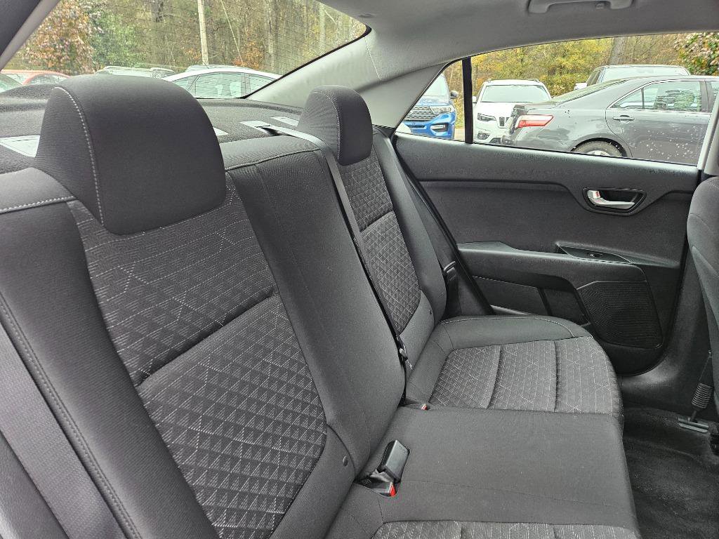 Used 2021 Kia Rio LX image 39