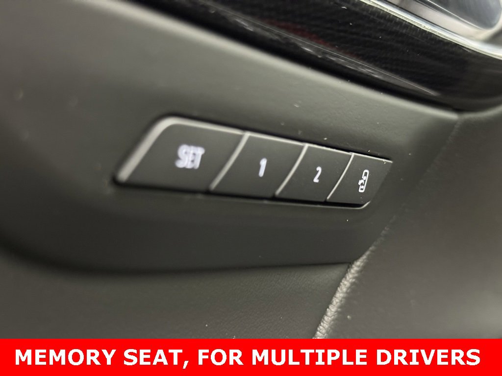 Used 2023 Buick Envision Essence w/ Sport Touring Package image 5