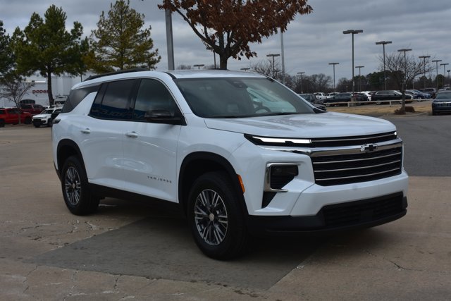 New 2026 Chevrolet Traverse LT w/ LPO, Floor Liner Package image 3