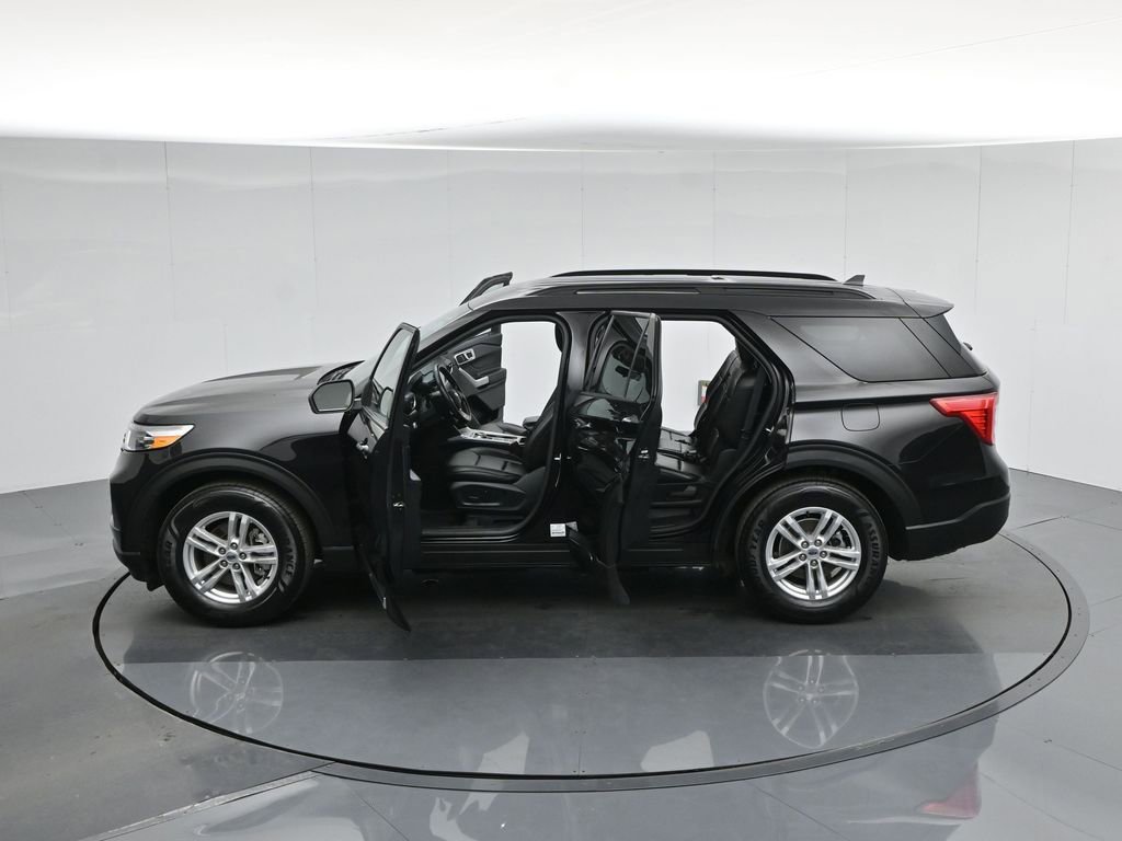 Certified 2022 Ford Explorer XLT w/ Equipment Group 202A image 42