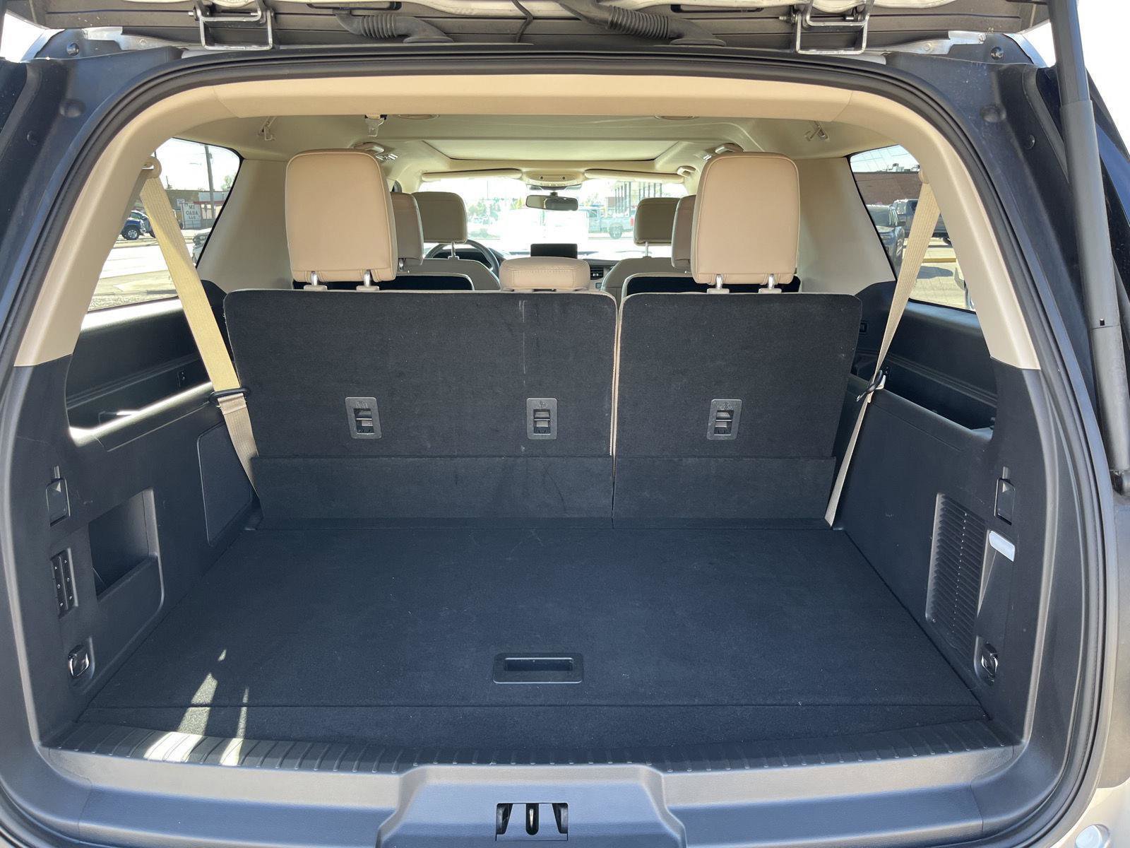 Used 2024 Ford Expedition Max Limited image 10