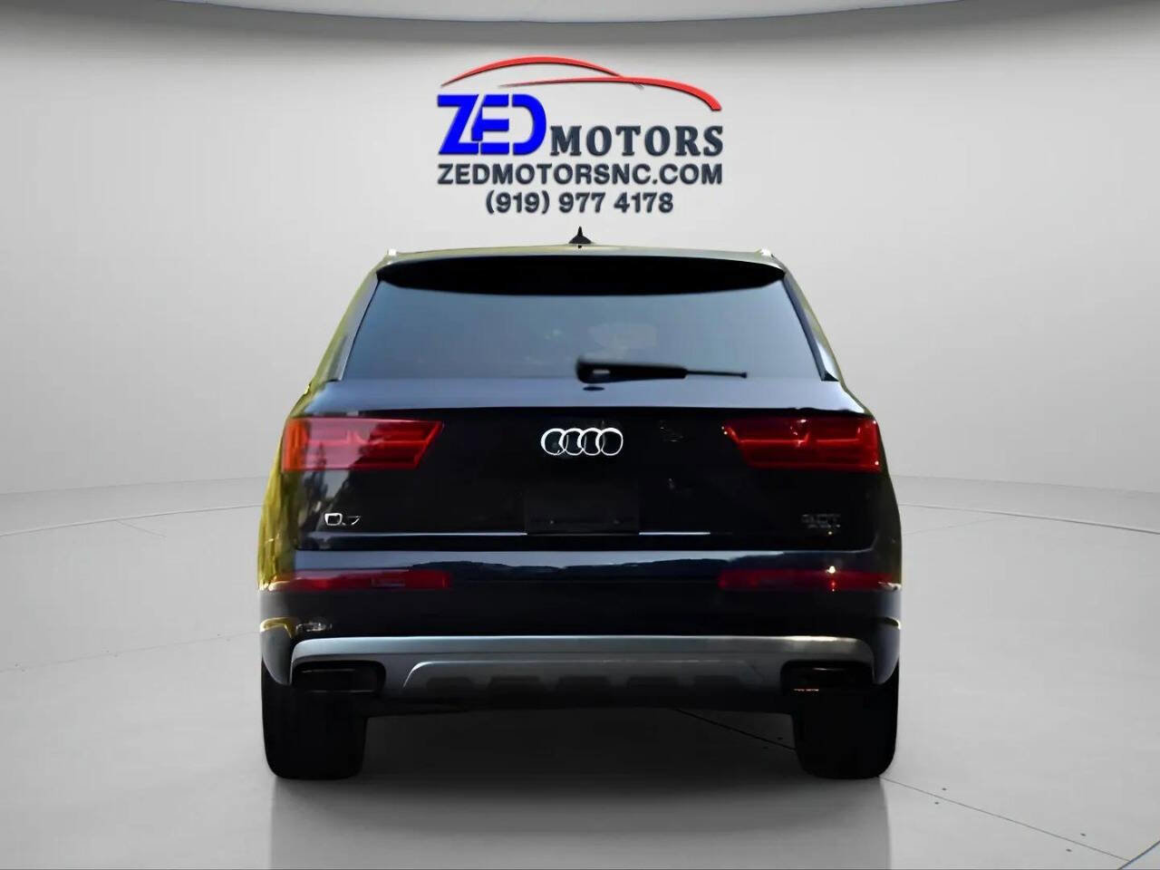 Used 2017 Audi Q7 3.0T Prestige image 6