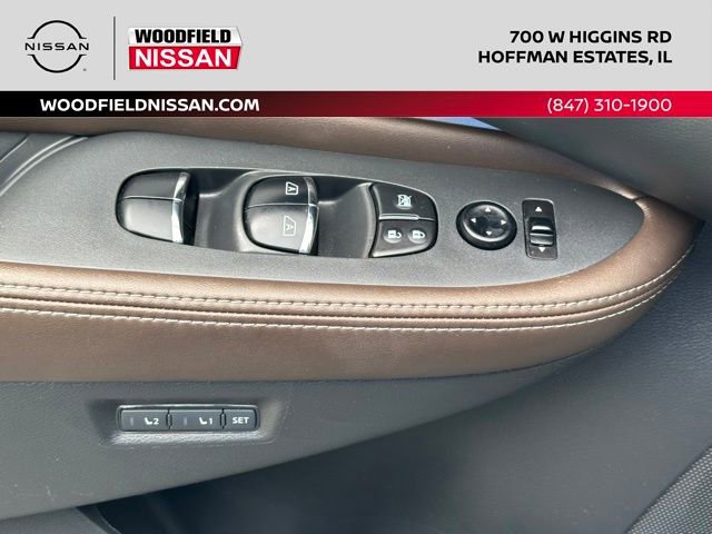 Used 2016 Nissan Murano Platinum w/ Platinum Technology Package AWD/4WD image 21