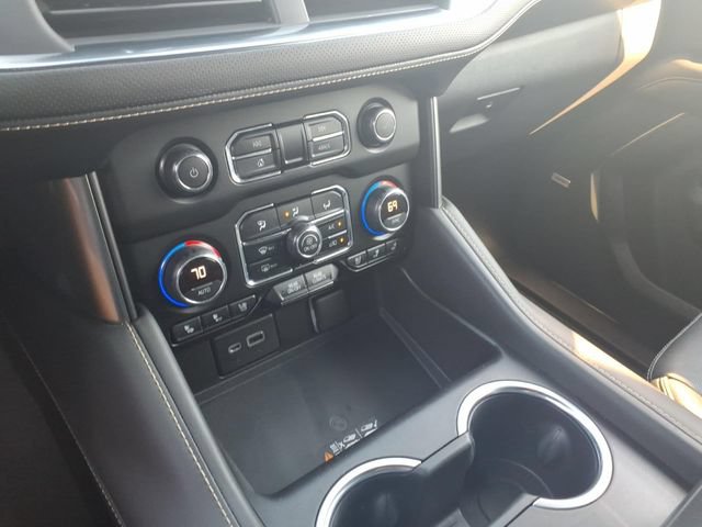 Used 2021 Chevrolet Suburban Premier AWD/4WD image 20