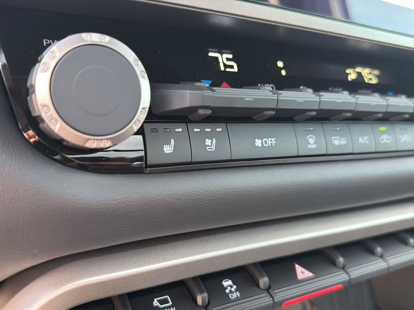 New 2026 Toyota Tundra Platinum AWD/4WD image 28