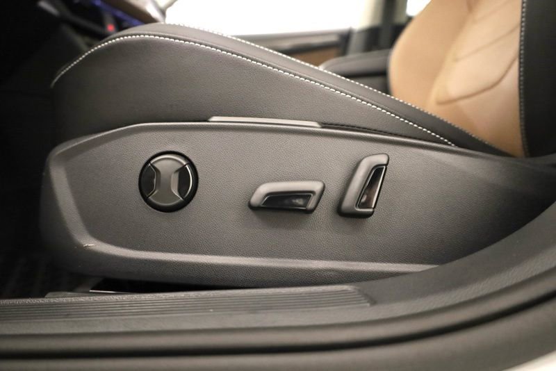 New 2026 Volkswagen Jetta SEL image 11