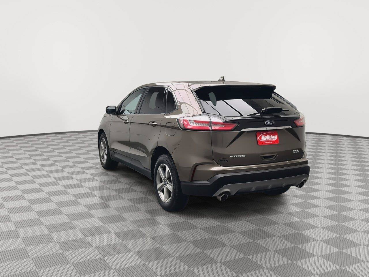Used 2019 Ford Edge SEL w/ Equipment Group 201A AWD/4WD image 39