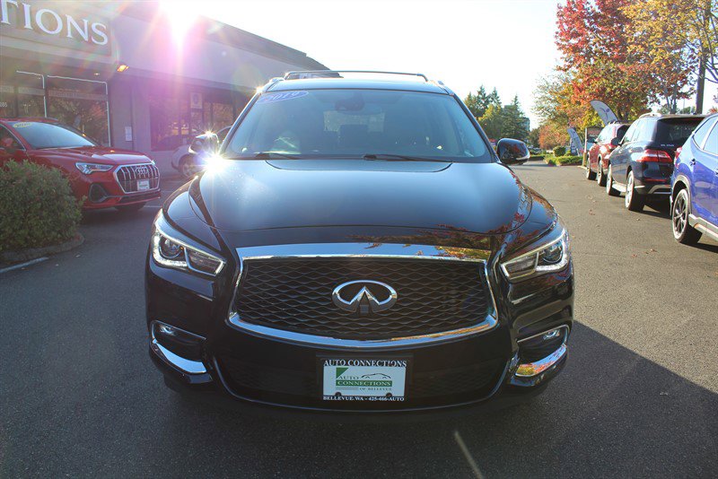 Used 2019 INFINITI QX60 Luxe w/ Essential Package image 7